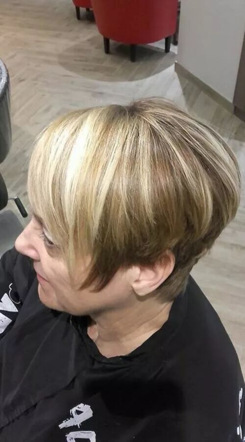 Le flash couleur illumine les cheveux