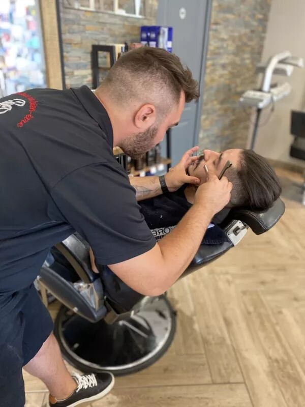 L'art d'une barbe soignée ✂️